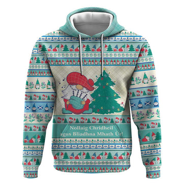 Gnome Bagpies Musical Hoodie Nollaig Chridheil Scotland Christmas Pattern LT9