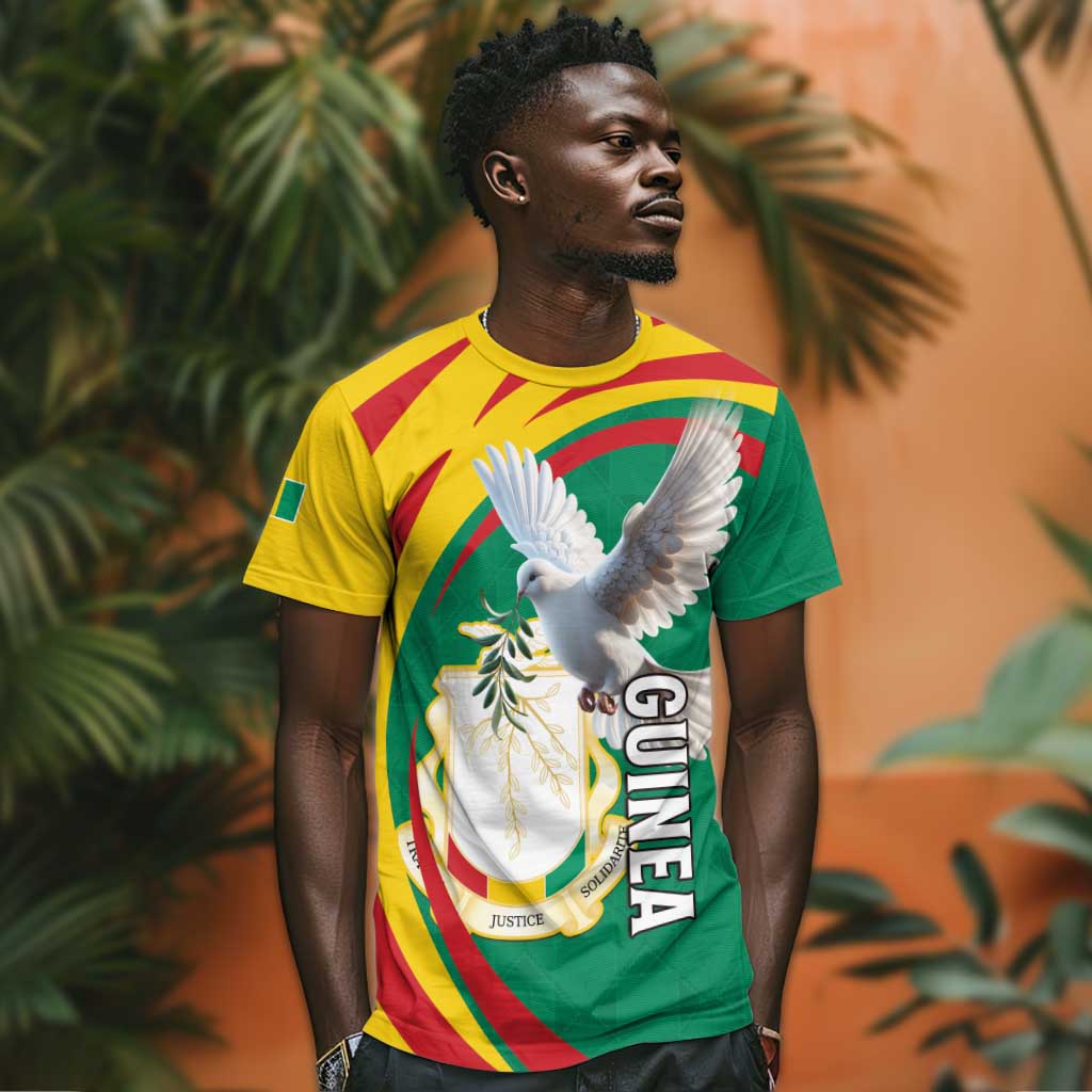 Guinea T shirt Coat Of Arms With Pigeon - Kente Pattern LT15